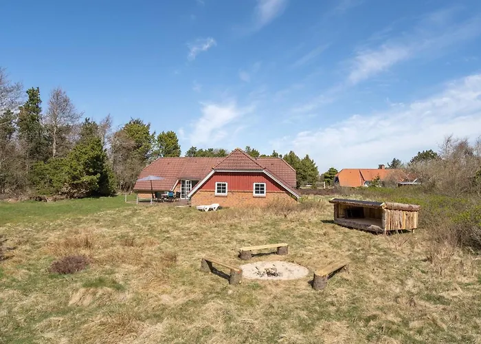 Iliana - 1km From The Sea By Interhome