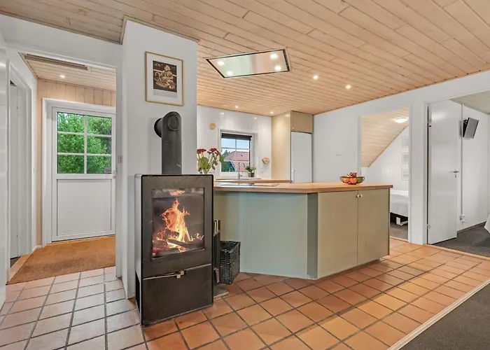 Holiday home Iliana - 1km From The Sea By Interhome Fano