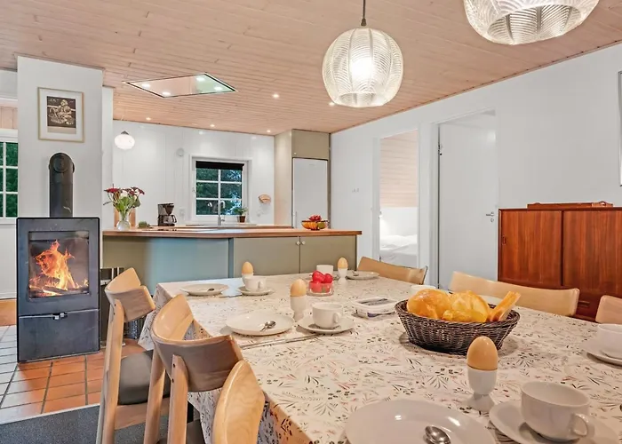 Holiday home Iliana - 1km From The Sea By Interhome *